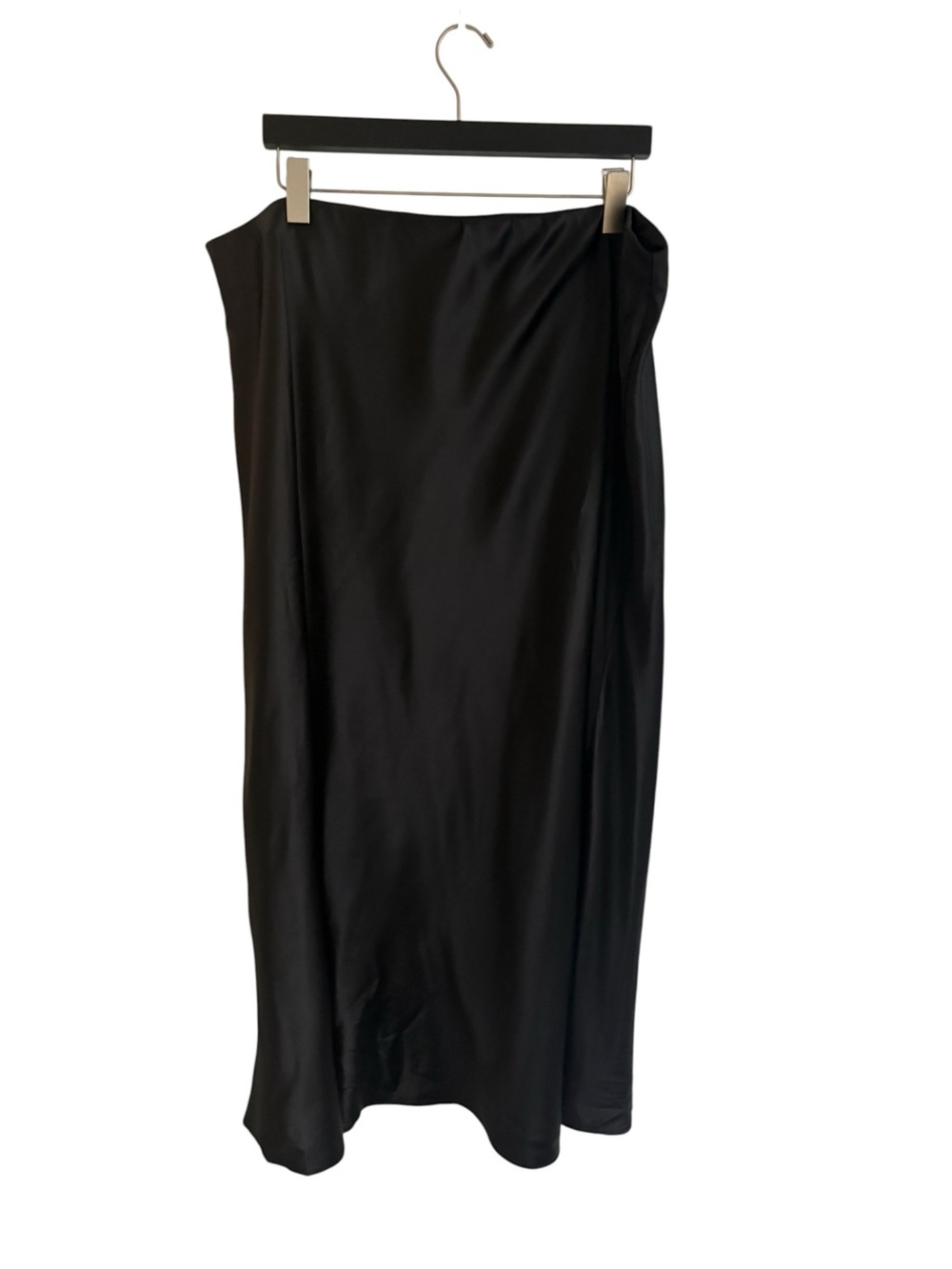 Penningtons Satin Black Midi Skirt Sz 20